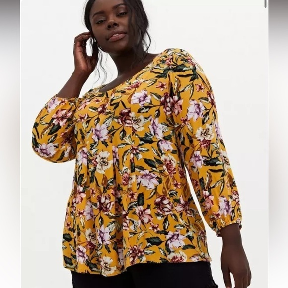 Torrid Yellow Floral Fit and Flare Crinkle Gauze Top - Picture 1 of 12